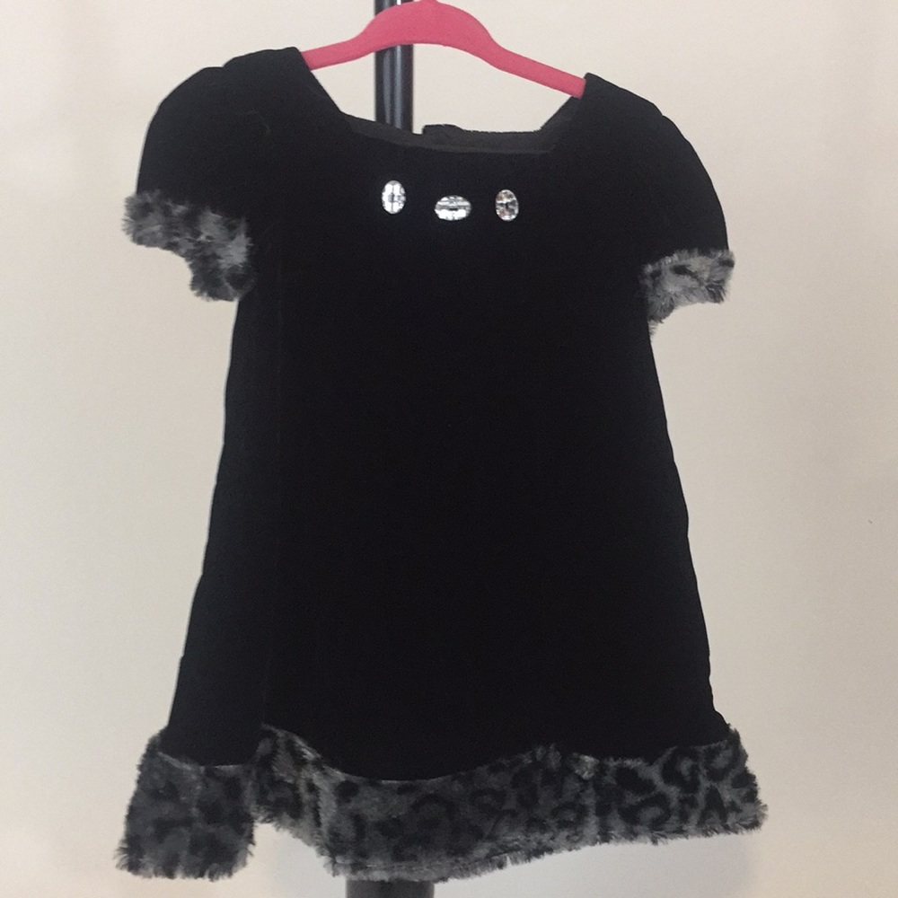 Black Velvet Dress by Pippa & Julia - Size 24M